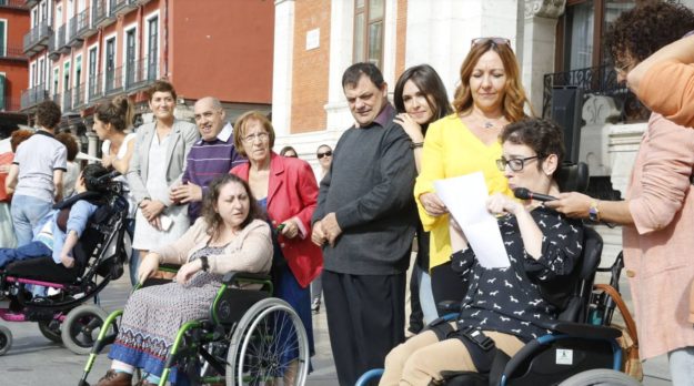 Aspace preparó un Flashmob en la plaza mayor de Valladolid